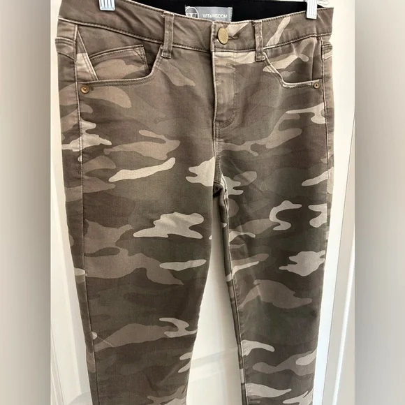 Wit & Wisdom Ab Solution Ankle Skinny Jeans - Picture 3 of 6